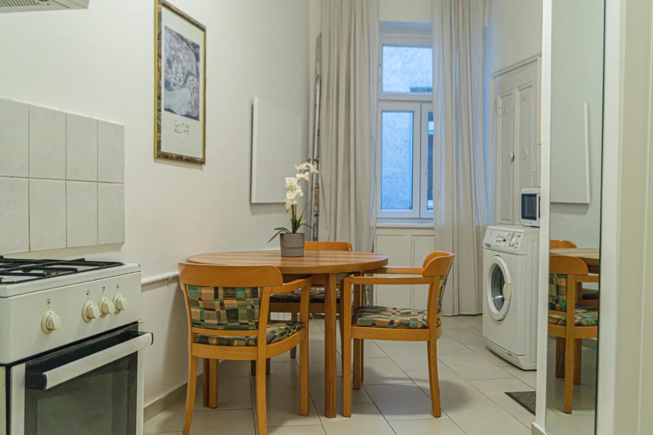 Economy 1br Well Connected To The Whole Apartament